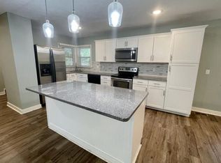 1024 S Belcrest Ave, Springfield, MO 65804