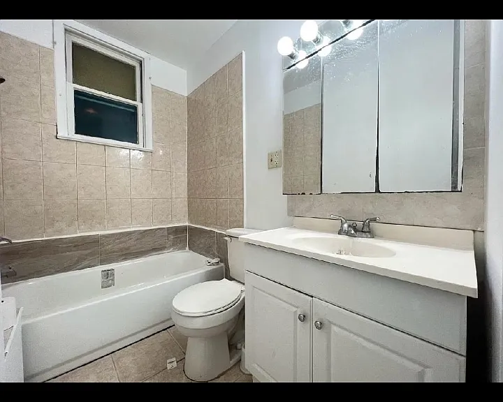66 W 18th St #F2 — Photo 4