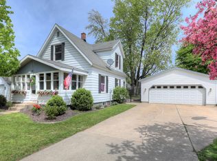 241 Woodward St, Zeeland, MI 49464