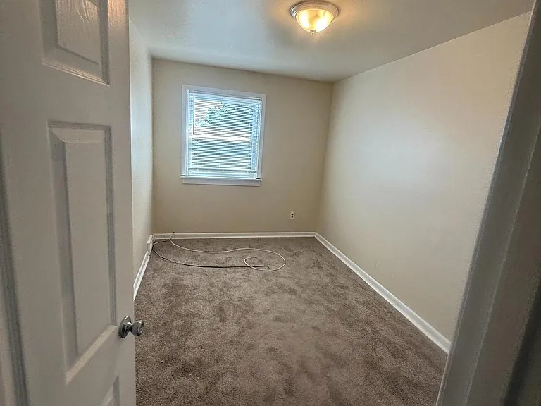 1336 E Upsal St #2 — Photo 7