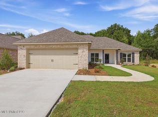 147 Stapleton Dr, Canton, MS 39046