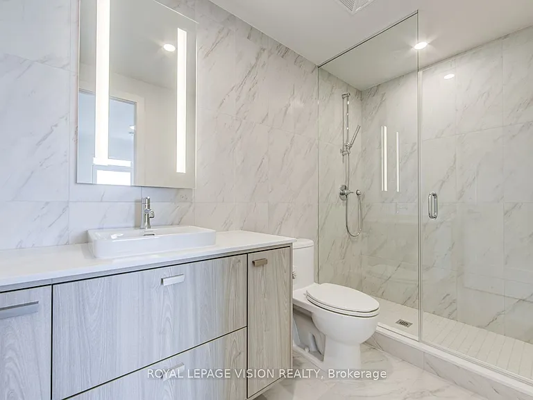 858 Dupont St #710 — Photo 18