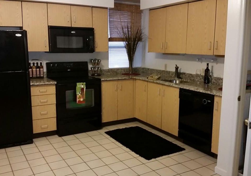 1st image of 5389 Pershing Ave APT A