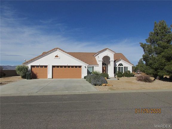 2nd image of 3877 Zuni Ave