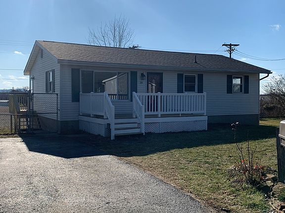 2nd image of 20 Crystal Dr