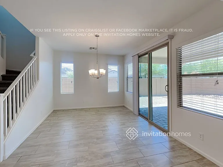 1056 S 200th Ln — Photo 5