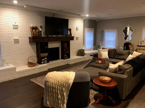 575 Dowis Chapel Rd, Woodbine, KY 40771