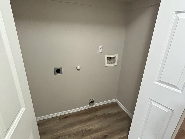 130 Bayberry Dr #B — Photo 15