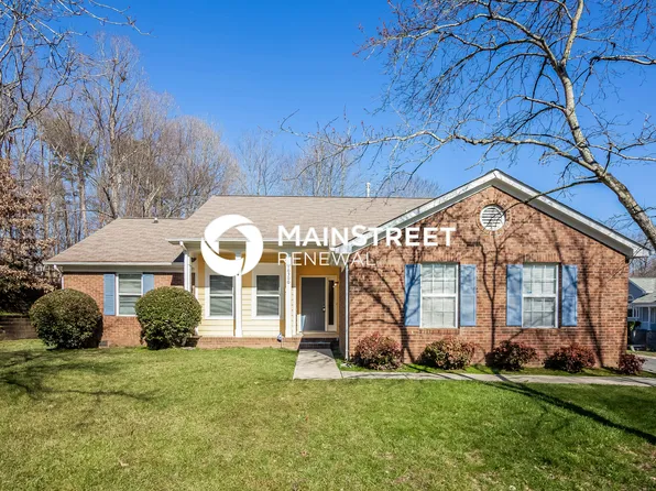 10300 Northwoods Forest Dr, Charlotte, NC 28214