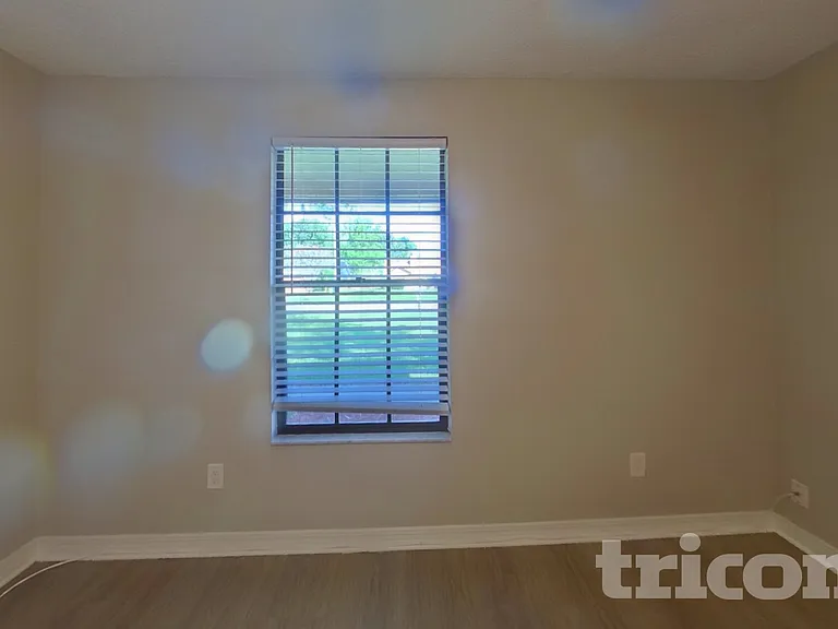 1715 Farm Way — Photo 6