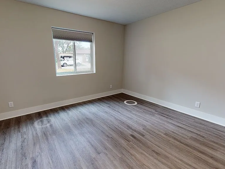 4001 Holdrege St — Photo 39
