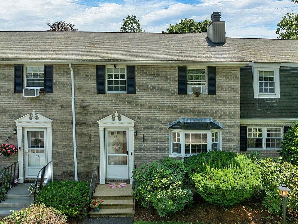 1st image of 69 Fieldstone Drive