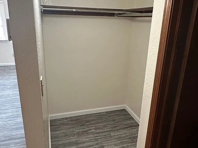 1932 E Lindsey St #202 — Photo 8