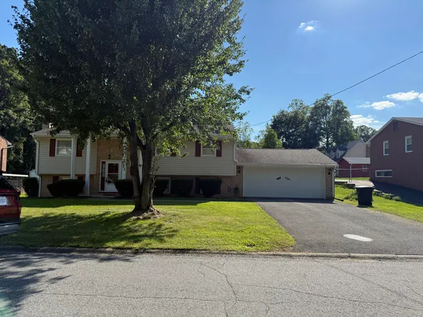 1942 Governor Dr, Roanoke, VA 24019