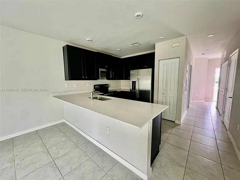 1045 NW 4th Ter #1045 — Photo 14
