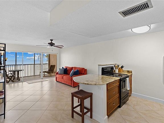 5th image of 25850 Hickory BLVD #105
