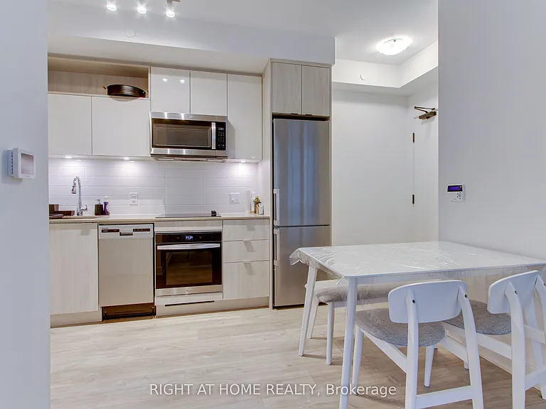 70 Princess St #312B — Photo 11