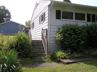 1439 Resthaven Dr, Mansfield, OH 44903