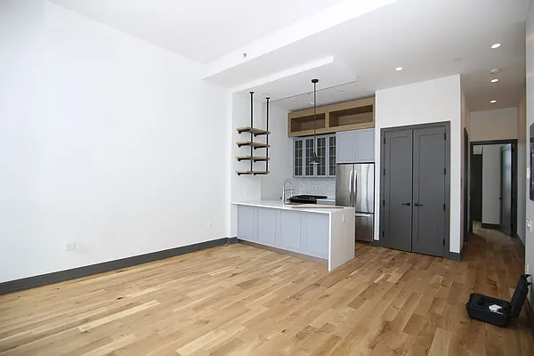 Rented by Fiddler Realty | media 103