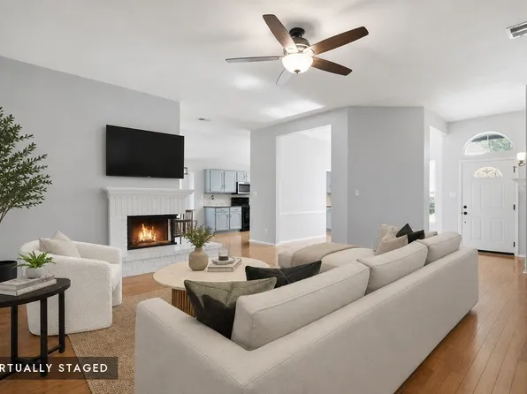 2074 Briarcliff Rd, Lewisville, TX 75067