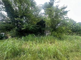 587 E 6th St, Russellville, KY 42276