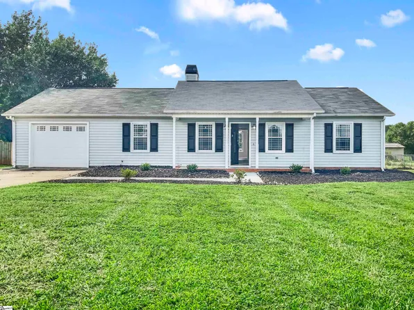 5475 Parris Bridge Rd, Boiling Springs, SC 29316