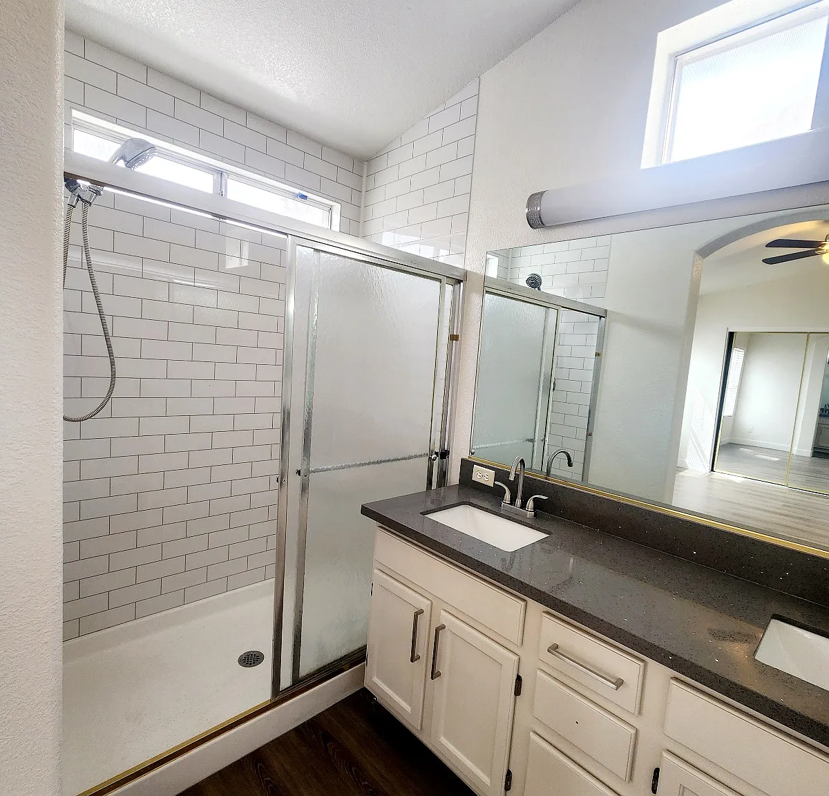 3 bed, 1200 sqft, $2,000 — Photo 4