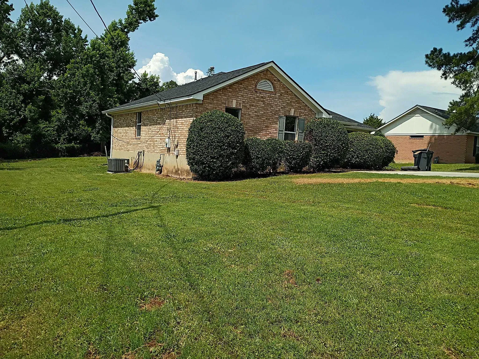 1008 Cedarview Circle - 1 — Photo 2