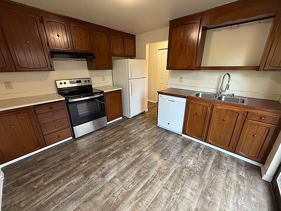4th image of 1017 Ttereve Dr APT 2