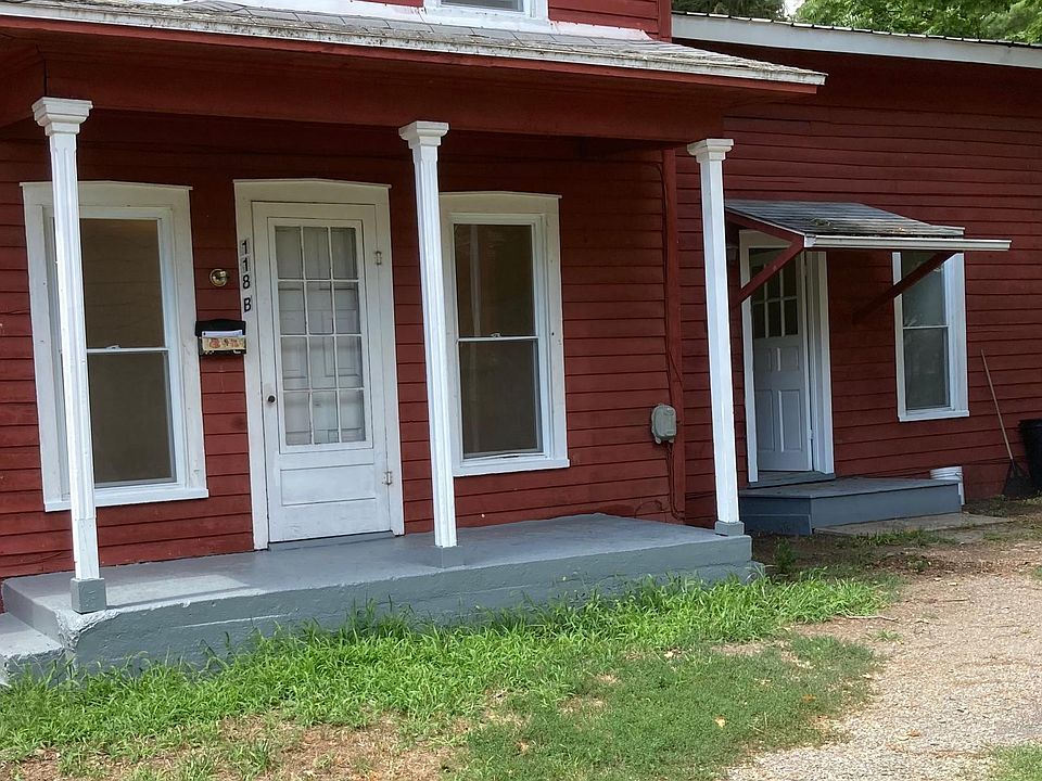 1st image of 118 Sayre St #B