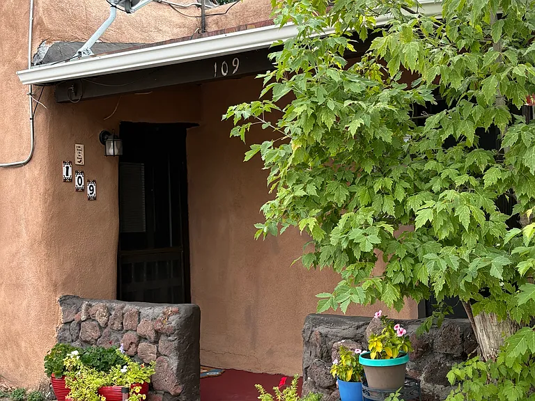 109 Romero St — Photo 33