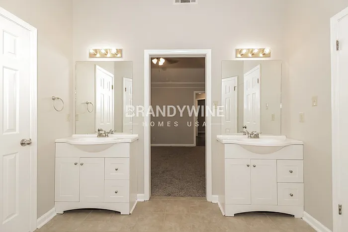 5293 Shady Ridge Dr — Photo 12