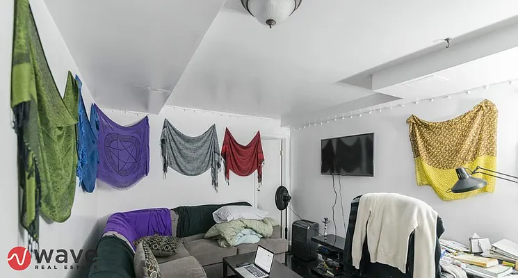 Rented by Wave Real Estate Group | media 14