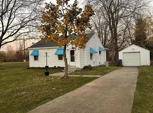 2177 Washington Ave, Saint Joseph, MI 49085