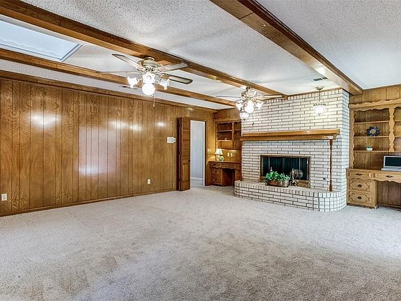 5th image of 1421 Mosswood Ln