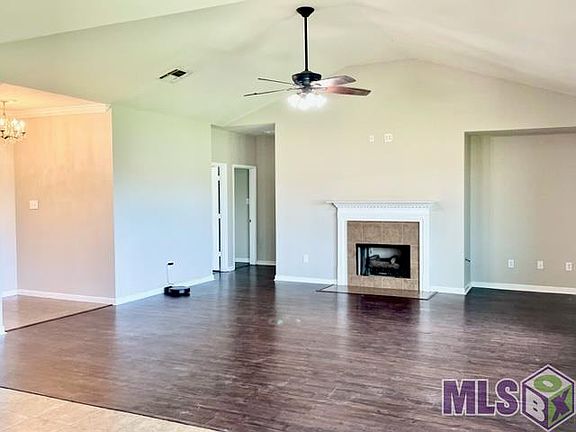 5th image of 13869 Penbrooke Ave