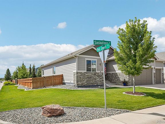 3rd image of 291 Saskatoon Drive