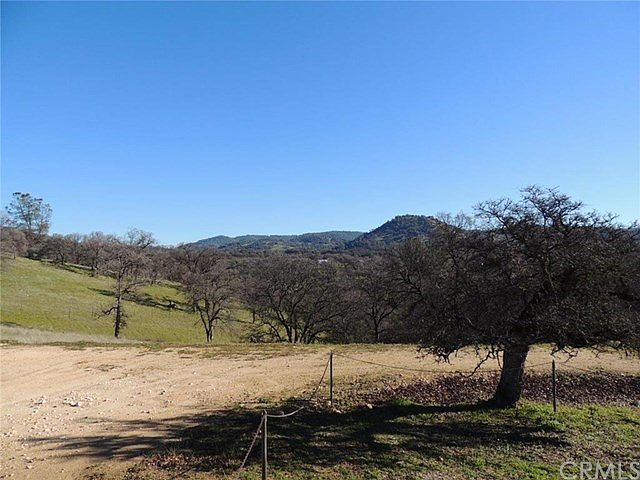 Knoll top home site