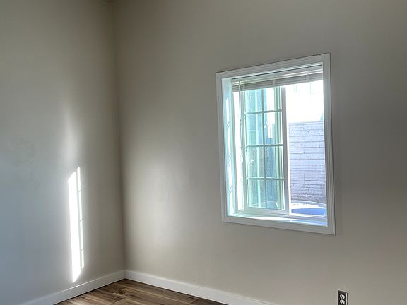 4th image of 1142 W 24th St #4