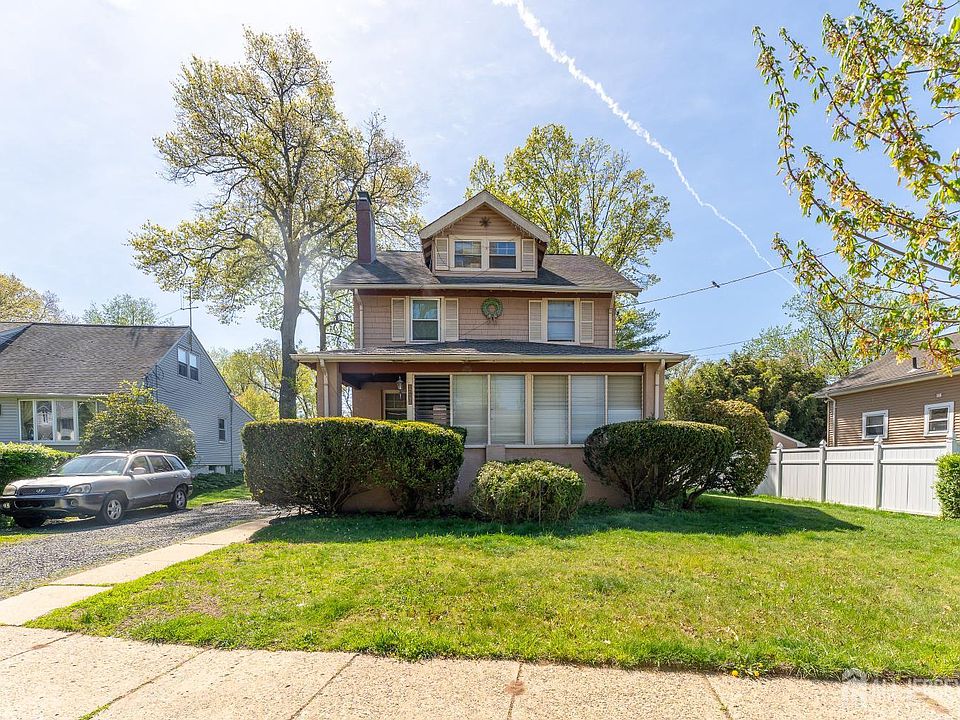 1st image of 239 Walnut St