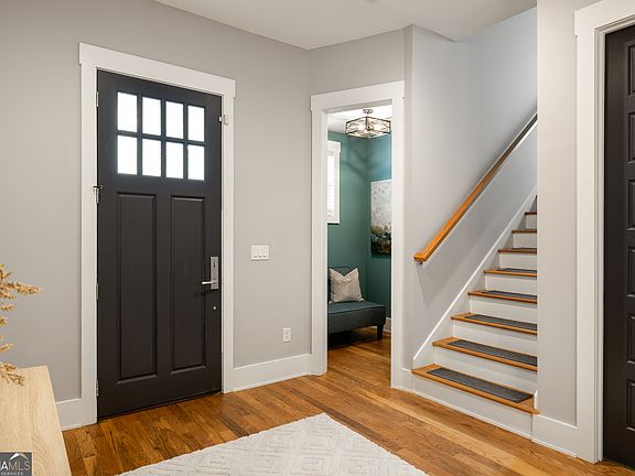 5th image of 1745 Russell St