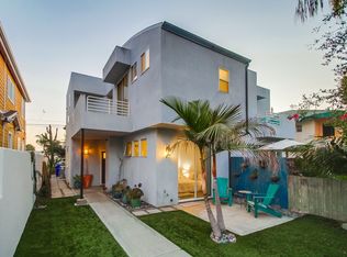 2342 Manchester Ave, Cardiff, CA 92007