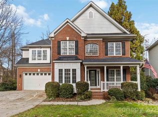 14211 Harvington Dr, Huntersville, NC 28078