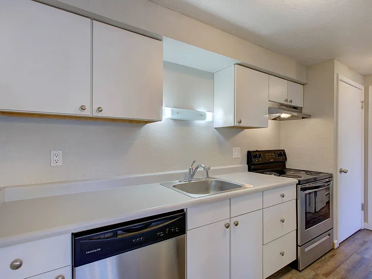 2441 S. York St. — Photo 35