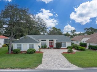 9565 Southern Belle Dr, Weeki Wachee, FL 34613