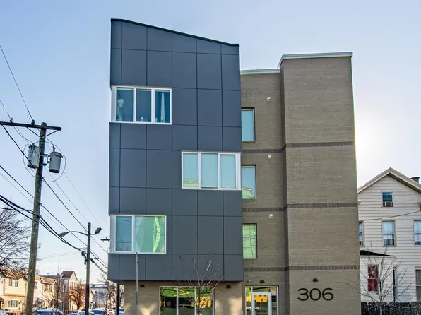 306 Bergen Avenue image 1 of 15