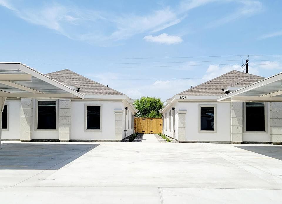 1st image of 5804 Sandpiper Ave #1