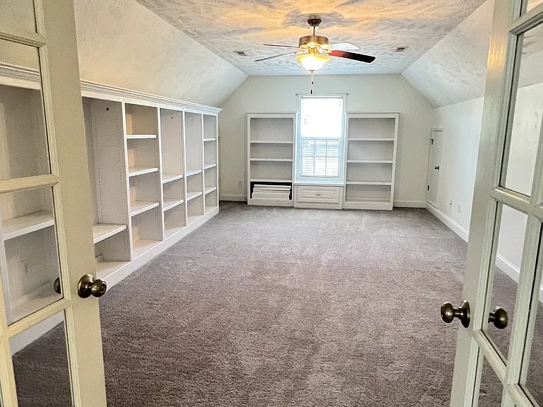 116 Grover Pl — Photo 33