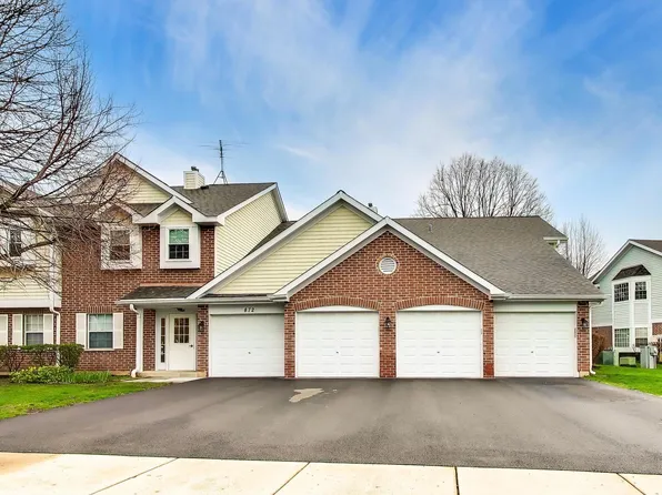 872 Quin Ct APT 102, Naperville, IL 60563