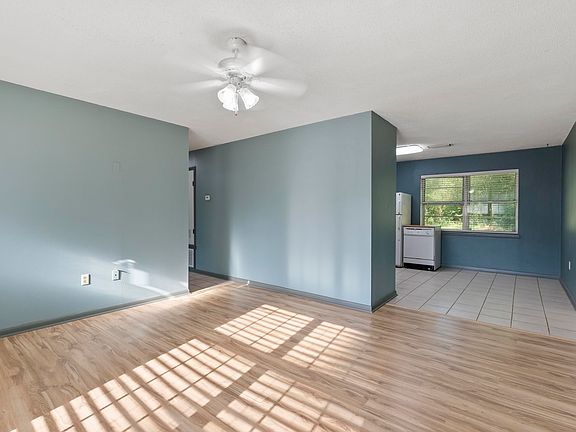4th image of 1503 Bellwood Dr